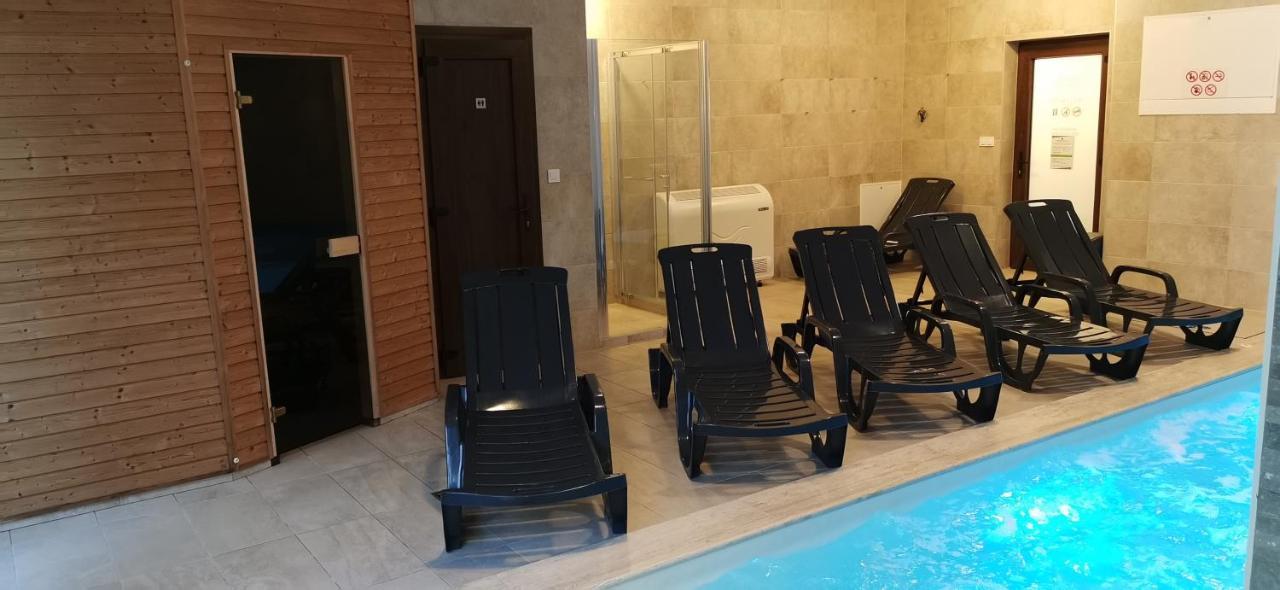 Balaton&Center Wellness Apartman Siófok Exteriör bild